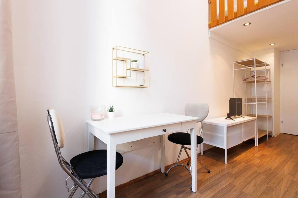 Urban Capsule Apartment - Near Mariahilfer Strasse Wiedeń Zewnętrze zdjęcie