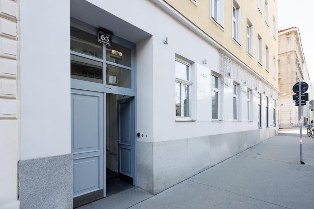 Urban Capsule Apartment - Near Mariahilfer Strasse Wiedeń Zewnętrze zdjęcie
